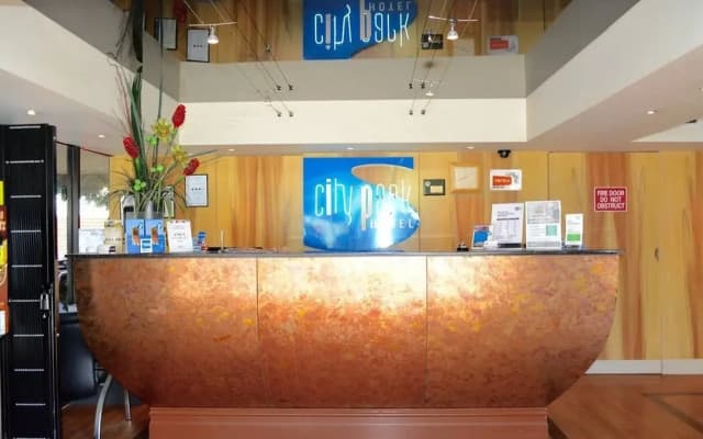 City Park Hotel - photo 2