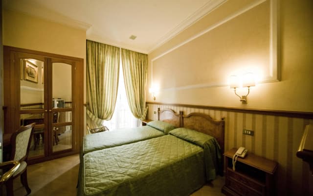 Hotel Donatello - photo 4