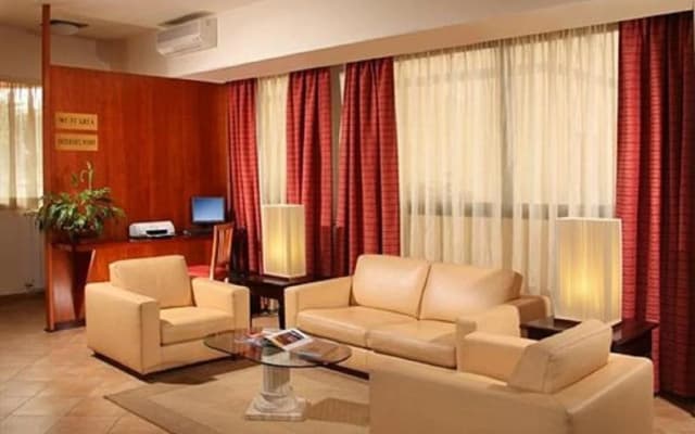 Cassia Hotel - photo 4