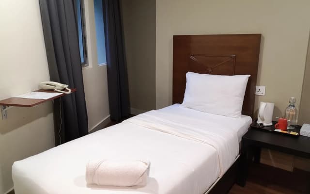 Hotel Sunjoy9 OKR Near Midvalley 10 Mins Only - photo 2