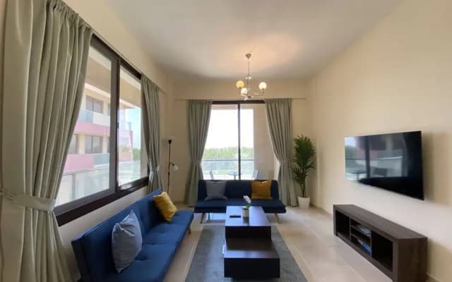 Lux BnB 1BD JVC - photo 5