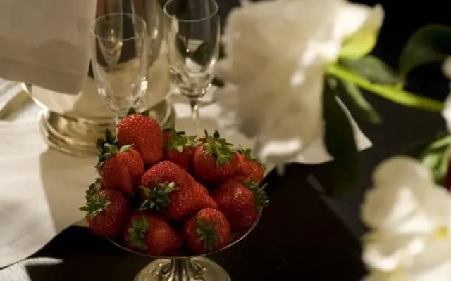 YH Jacuzzi Suite - photo 2