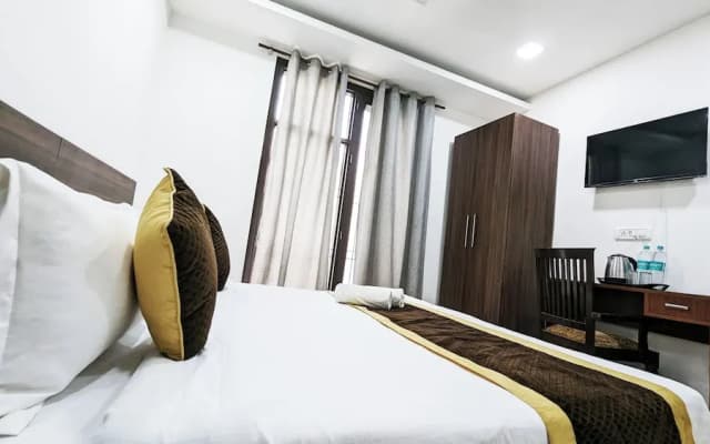 Hotel Royalty Residency - photo 3