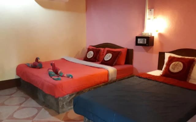 Lanta Sunmoon Bungalow - photo 2