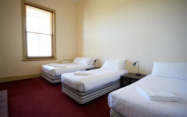 Whitehall Guesthouse Sorrento - photo 4