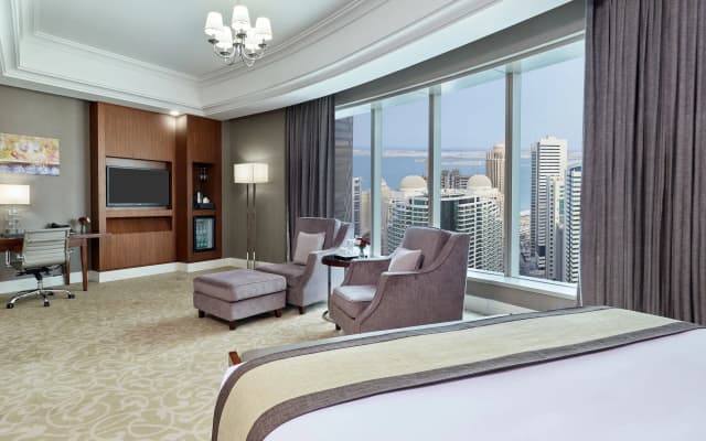 Best Plaza Hotel West Bay - photo 5