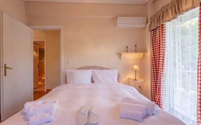Beautiful 3rd floor flat - photo 5