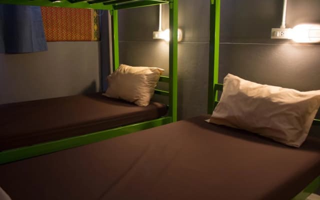 AMA Phuket Hostel - photo 3