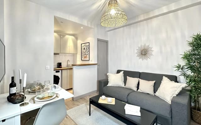 B 2067- Tour Eiffel - Appartement Cosy - photo 3