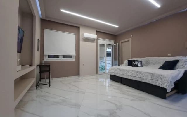 CENTRAL - photo 2
