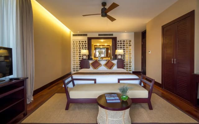 Golden Sand Resort & Spa - photo 2