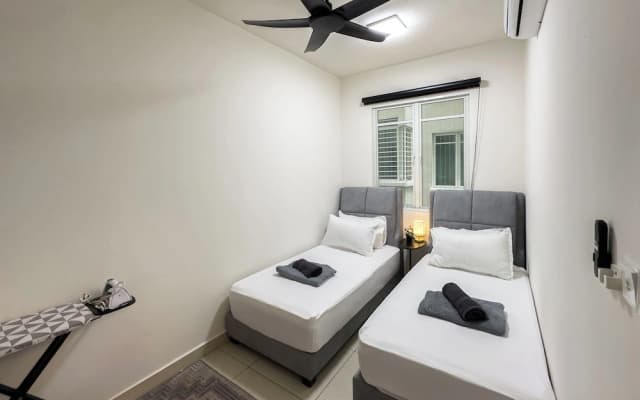 Residensi Suasana Damai by Airhost - photo 2