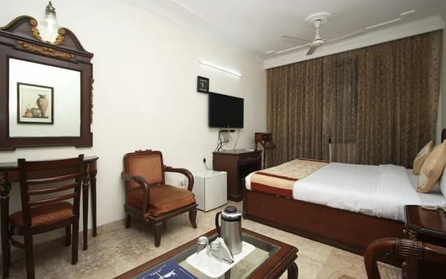 OYO 8505 Hotel Ashu Palace - photo 3