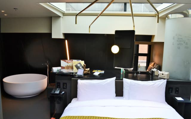 W Amsterdam - photo 2
