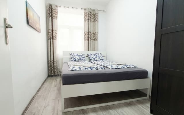 Quick Access to Vienna Center - Simple Private Rooms with WIFI - photo 5