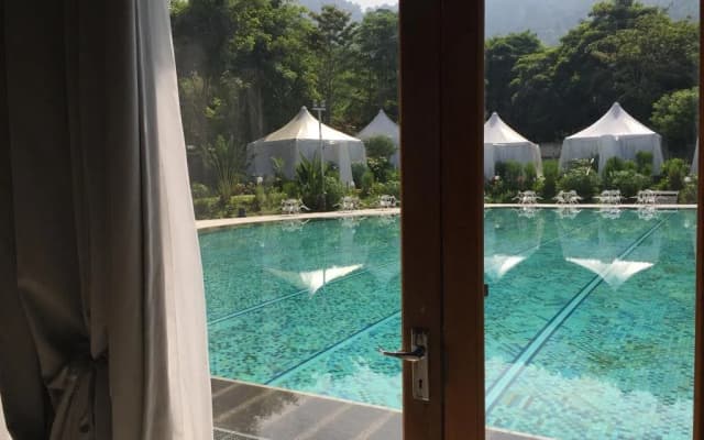 Benum Hill Resort - photo 5
