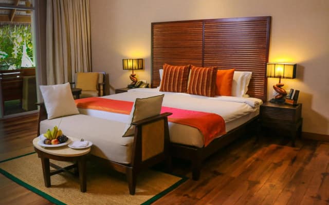 Vakarufalhi Island Resort & Spa - photo 2