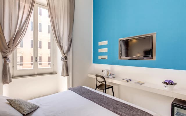 Manin Suites - photo 2
