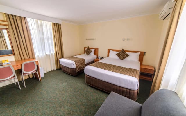 Comfort Inn North Shore Hotel - photo 5