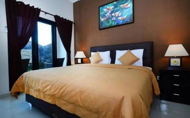 Griya Mesesari Premium Guest House - photo 4