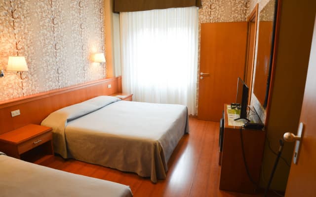 eco Hotel Milano & BioRiso Restaurant - photo 4