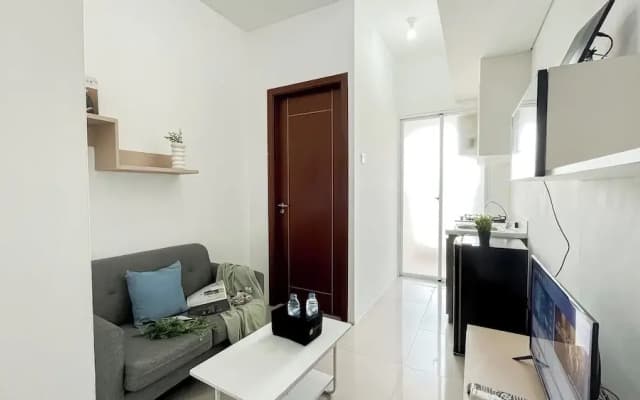 Minimalist Look 1Br At Apartment Vittoria Residence - photo 5