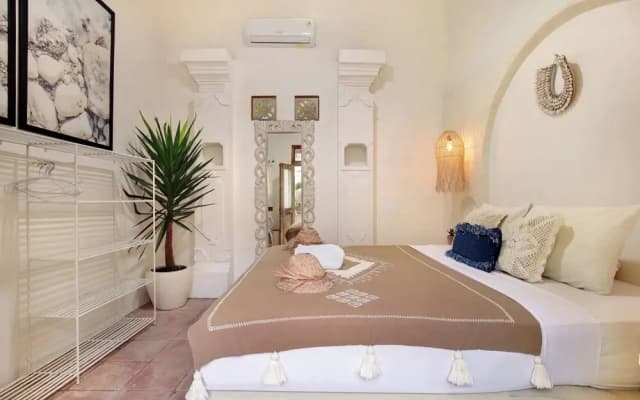 Seminyak Seagrass Villa - photo 4