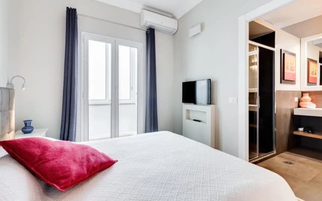 Gorgeous Vatican Apartment - photo 4