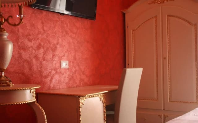 Pope's Suites - photo 2