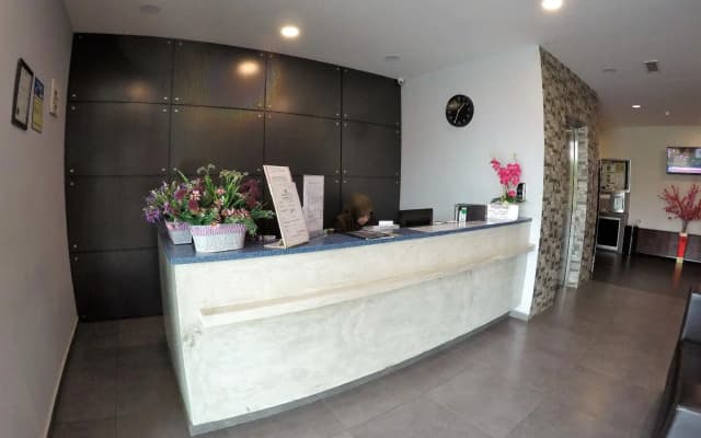 Hotel Bestari Prima - photo 2