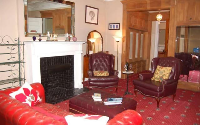 Stay The Night Bed Breakfast - photo 2