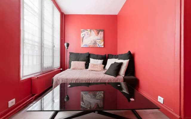 Cozy Apartment Located in the 5th Arrondissement - photo 2