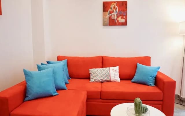 Lovely-Bright Apt - Hilton Hotel Area - photo 2