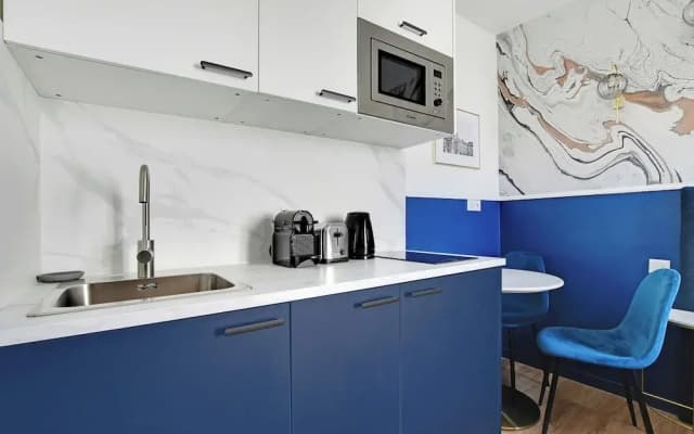 Modern Sutdio for 2 With A/C - Near Montmartre - photo 3