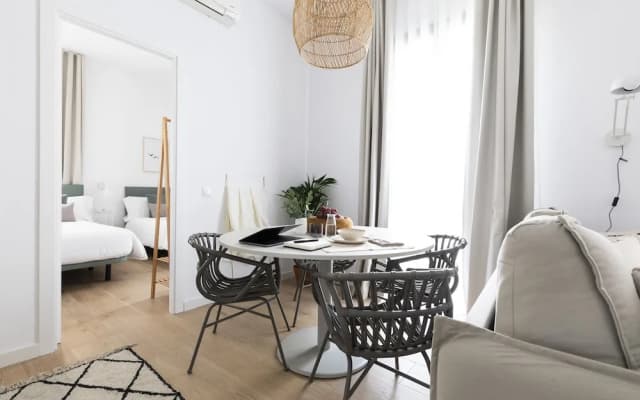 Aspasios Verdi Apartments - photo 3
