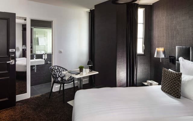 First Hotel Paris Tour Eiffel - photo 3