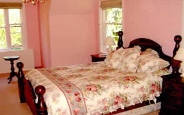 Birchwood Manor - photo 4