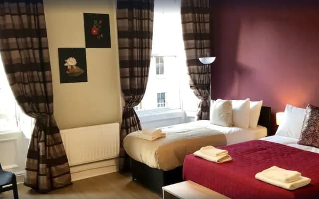 4 Bernard Terrace Accommodation - photo 2