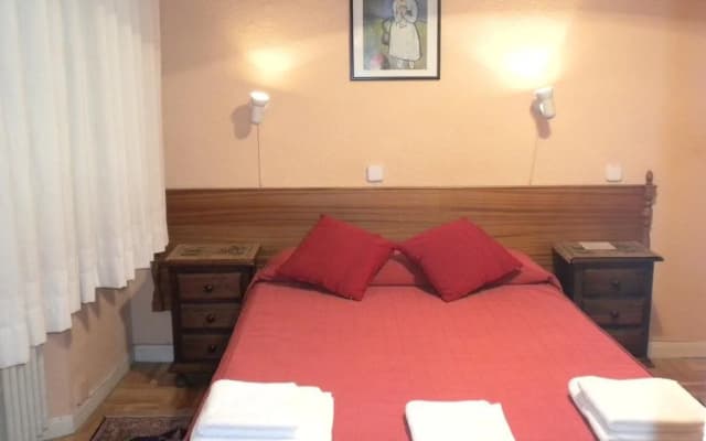 Hostal San Martin - photo 2