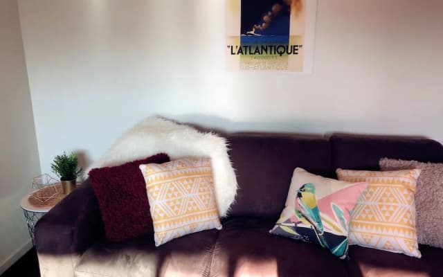 Port Melbourne Beach Front Apartment - photo 4