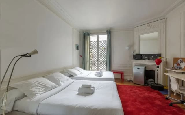 Balcony Bliss steps from the Bois de Boulogne - photo 4