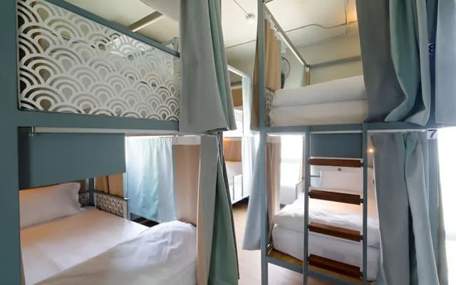 Friends Hostel - Phuket Airport - photo 3
