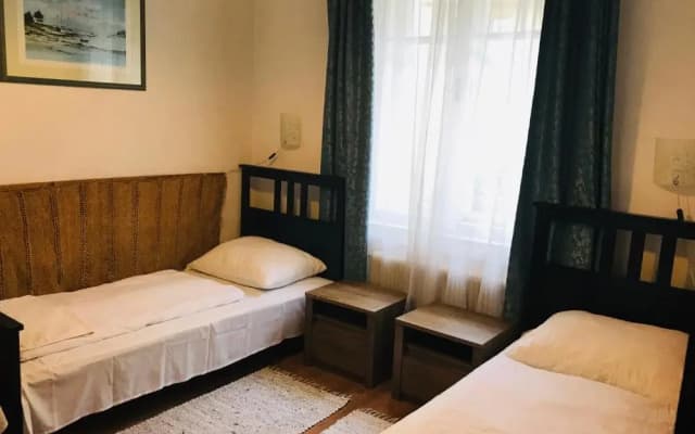 Kis Gellert Guesthouse - photo 2