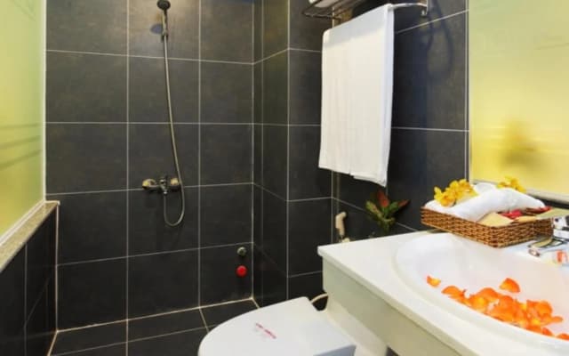 Dong Du Hotel - photo 4