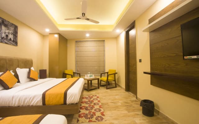 Staybook Hotel Nitya Maharani - photo 5