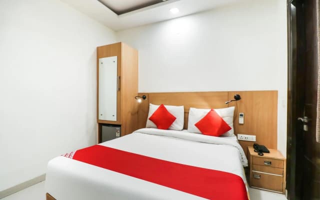 Hotel Green Saffron - photo 4