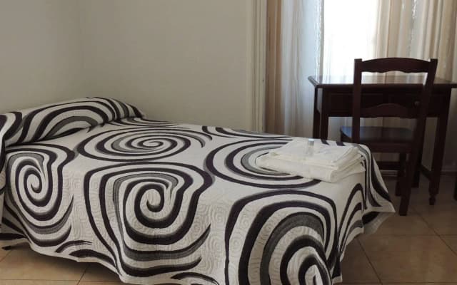 Hostal Condestable - photo 2