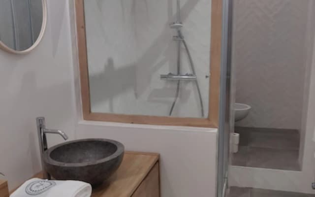 NEW Design Flat in the Heart of Paris - An Ecoloflat - photo 5