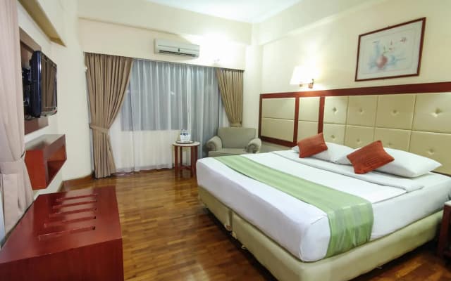 Grand Menteng Hotel - photo 3