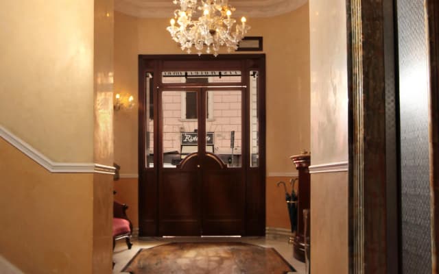 Hotel Solis - photo 2